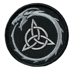 Нашивка, патч "Трикветр уроборус" тактическая с липучкой.