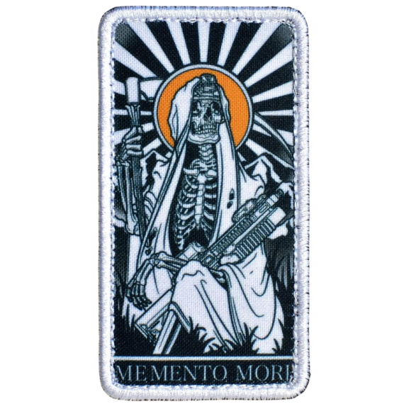 Нашивка, патч "Memento Mori tactical" тактическая с липучкой.